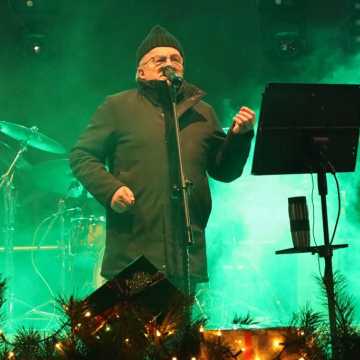 Felicjan Andrzejczak wystąpił na Jarmarku Bożonarodzeniowym w Radomsku