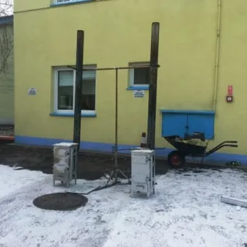 Pokaz ekologicznego palenia w piecu 