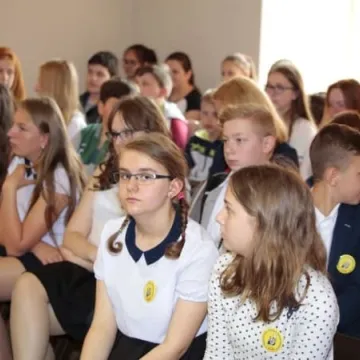 Pierwsza Dziecięca Sesja Rady Gminy w Ładzicach