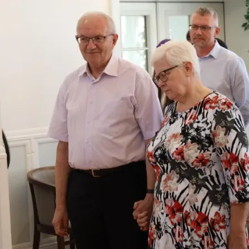 Złoci małżonkowie uhonorowani medalami