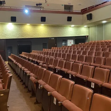 To już pewne. Ruszy remont sali widowiskowej MDK w Radomsku. Umowa została podpisana