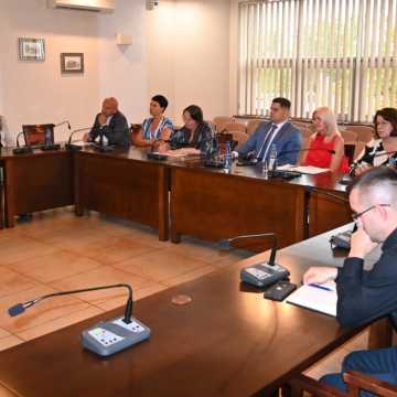 Pierwsze w nowej kadencji spotkanie wójtów i burmistrzów z władzami powiatu radomszczańskiego