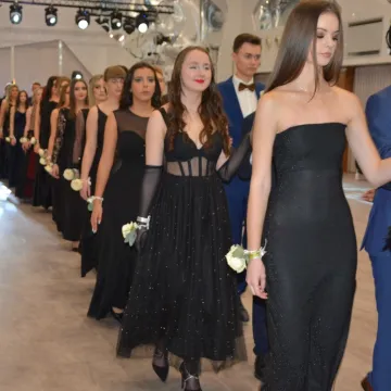 Studniówka maturzystów II LO w Radomsku