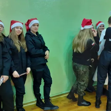 Kamieńsk: Święty Mikołaj też świeci przykładem