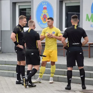 RKS Radomsko przegrywa z Omegą Kleszczów