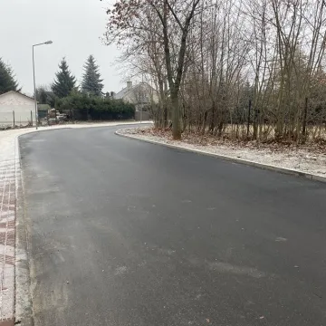 Nowa droga, nowe chodniki. Tak zmieniła się ulica Żwirki