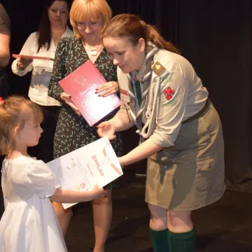 Piosenką uczcili Niepodległą