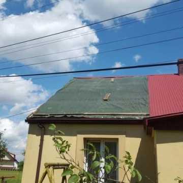 Zerwane dachy w Tarasie