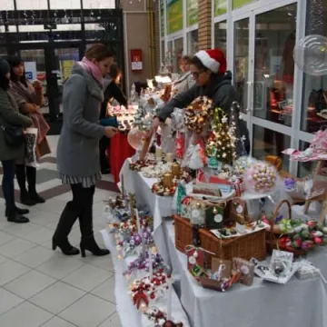 Targi rękodzieła z Mikołajem