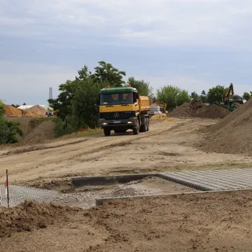 Jak postępują prace na „Gliniankach” w Radomsku?