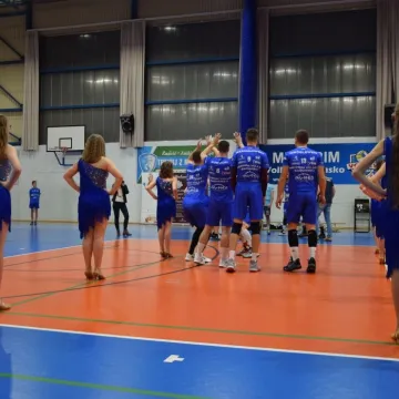 METPRIM Volley Radomsko gra i pomaga