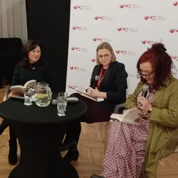 Elżbieta Stępień przedstawiła swoją najnowszą książkę