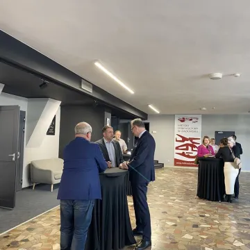 [WIDEO] Spotkania przedsiębiorców w Radomsku: Jak skorzystać z funduszy unijnych i rozwijać biznes