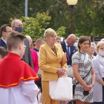 Boże Ciało w Radomsku. Z powodu epidemii procesje wokół kościołów