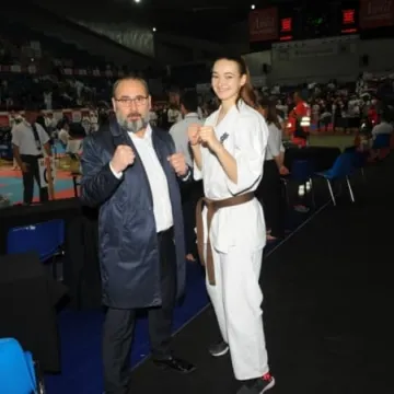 Weronika Mazur z Pucharem Polski