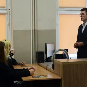 Edukacja konsumencka w szkołach średnich