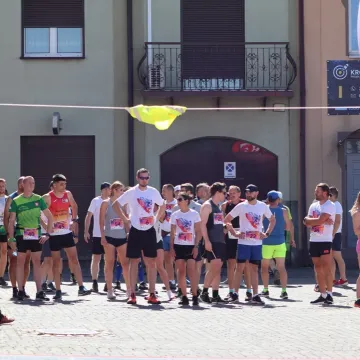 W Przedborzu przebiegli „dychę”