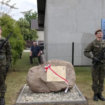W Kocierzowach oddano hołd żołnierzom i lotnikom 1944 roku