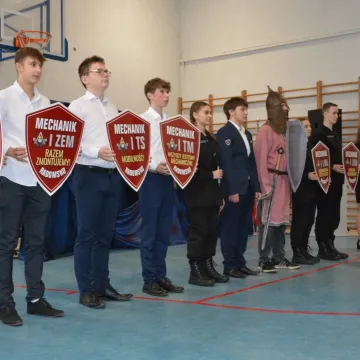 Pierwszoklasiści z „mechanika” złożyli ślubowanie