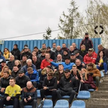 RKS Radomsko remisuje z Bronią Radom 1:1