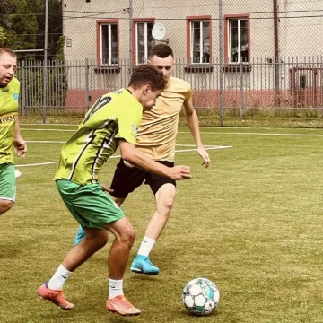 Gołębiarze liderem na półmetku