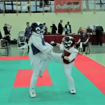 10 medali dla zawodników Klubu Karate „Randori”