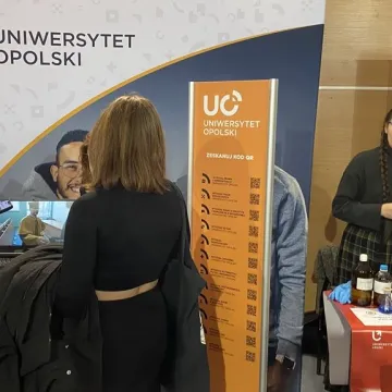 Tłumy maturzystów na targach w II LO w Radomsku