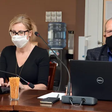 Radni dyskutowali o finansach placówek medycznych