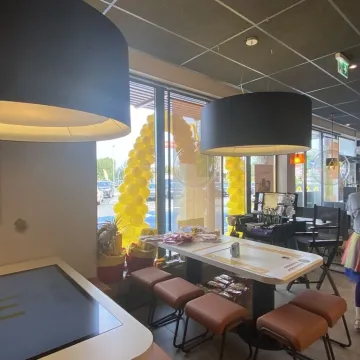 Tłumy na otwarciu McDonald’s w Radomsku