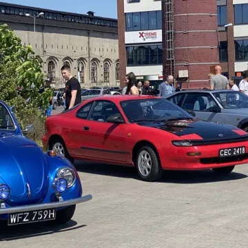 Auto - Moto Weteran 6.  W Radomsku zaparkowały motoryzacyjne legendy