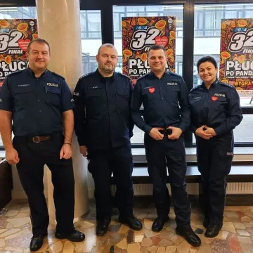 Radomszczańscy policjanci grali z WOŚP