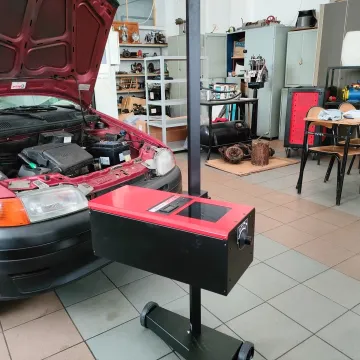 Nowy sprzęt w pracowni samochodowej ZSP 1 w Radomsku