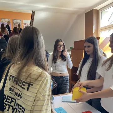 Quizy, doświadczenia. I LO przyciągnęło uczniów