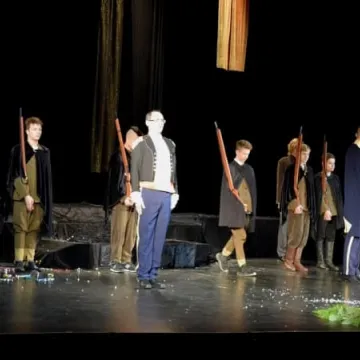 Teatr Żródło z widowiskiem „Niepodległa