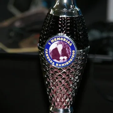 Ciężarowcy upamiętnili Janusza Kamińskiego