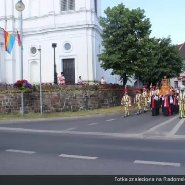 Procesja jadwiżańska przeszła przez Radomsko