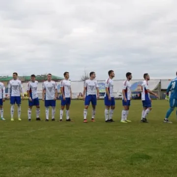 RKS Radomsko remisuje z Bronią Radom 1:1