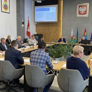 Rozpoczęła się sesja Rady Miejskiej w Radomsku