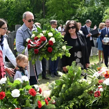 W Bąkowej Górze upamiętniono zamordowanych żołnierzy KWP