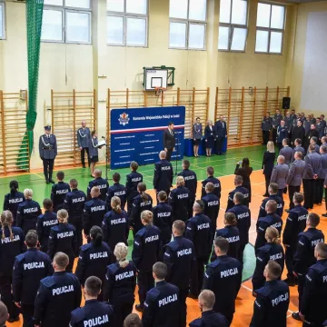 Ślubowanie nowych policjantów