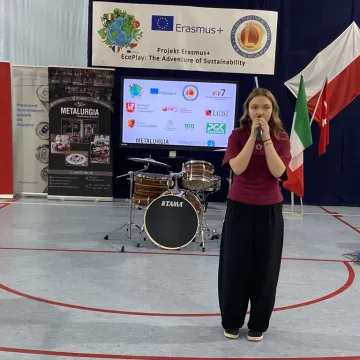 Certyfikaty wręczone, krakowiak zatańczony. Projekt Erasmus w 2 LO podsumowany