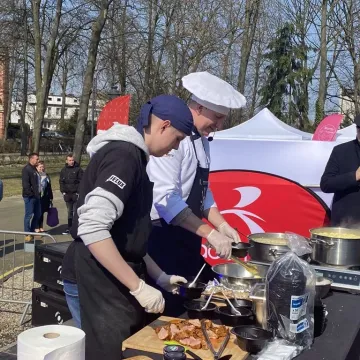 Święta coraz bliżej. Widać to na Jarmarku w Radomsku