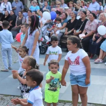 Romskie melodie na placu 3 Maja