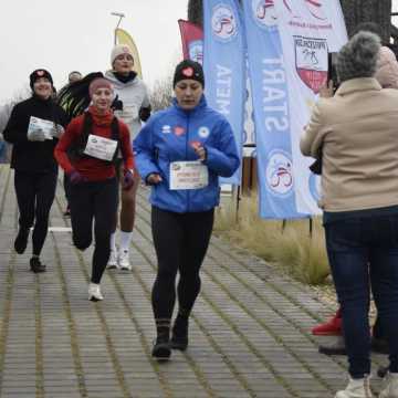 [WIDEO] Glinianki parkRUN w Radomsku. Bieg dla zdrowia i WOŚP 2025