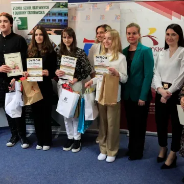 I Powiatowy Konkurs Poezji Obcojęzycznej w ZSDiOŚ w Radomsku