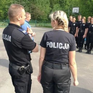 Manewry klas mundurowych z 