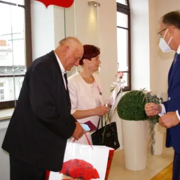 Złoci Małżonkowie uhonorowani medalami