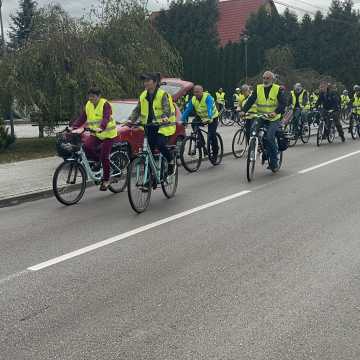 [WIDEO] I Rajd Rowerowy śladami Armii Krajowej i Konspiracyjnego Wojska Polskiego w Gminie Gomunice