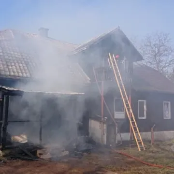 W Krępie spłonęła drewniana plebania