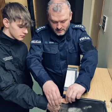 Uczniowie „mechanika” z wizytą w KPP w Radomsku